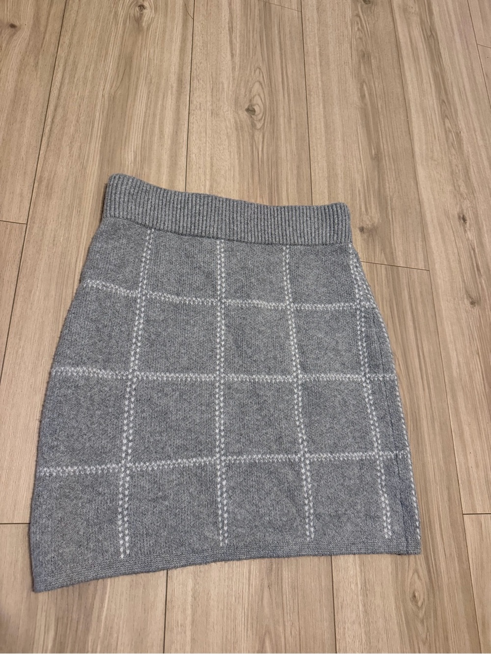 Gray Knit Pencil Skirt